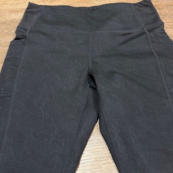 Mondetta Black Performance + Luxury Leggings - Picture 3 of 7